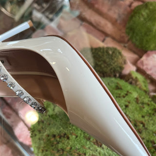 MIUMIU White Crystal Strap Patent Leather Slingback Heels SZ38(8US)