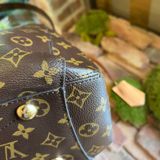 LOUIS VUITTON Montaigne MM Monogram Shoulder Bag