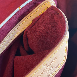 LOUIS VUITTON Marilyn White Monogram Multicolor Canvas Shoulder Bag