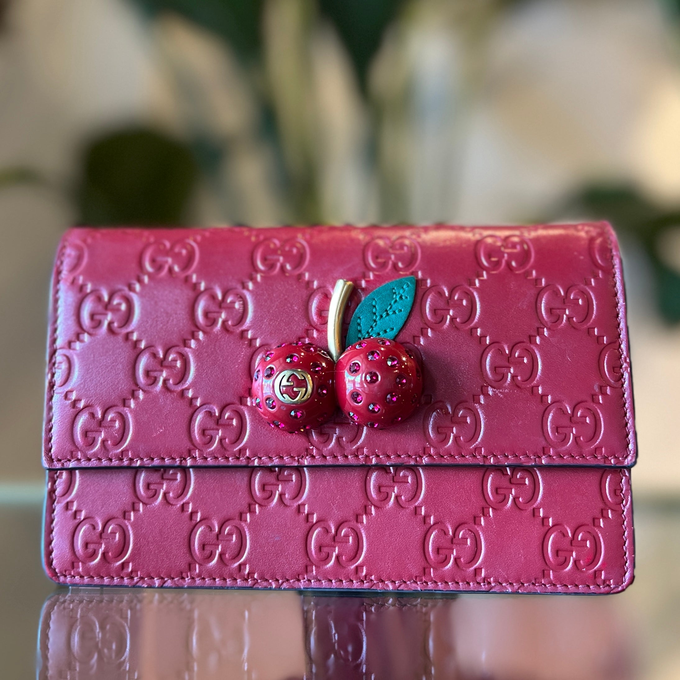 GUCCI Guccissima Mini Cherry Wallet on Chain Second-Hand Collections