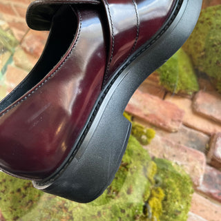 PRADA Burgundy Patent Leather Platform Loafers 38(8US)