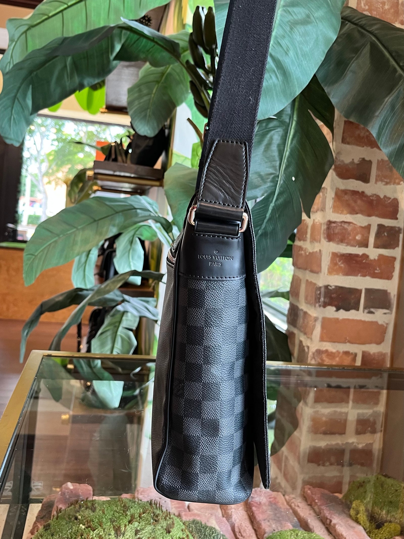 Louis Vuitton Messenger shoulder bag in grey Graphite damier canvas and  black leather