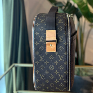 LOUIS VUITTON Monogram Packall GM