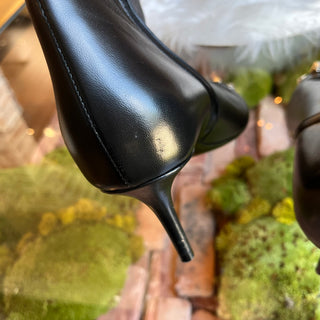 VALENTINO Rockstud Alcove Leather Ankle Booties SZ41(11US)