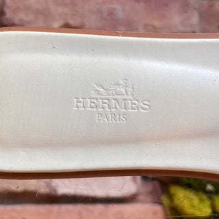 HERMES White Calfskin Leather Sandals SZ 38.5 (8.5 US)