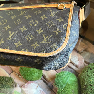 LOUIS VUITTON Bosphore Messenger PM Brown Monogram Canvas Crossbody Bag