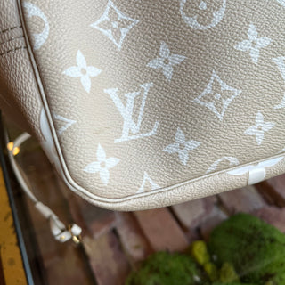 LOUIS VUITTON Neverfull MM Sunset Kaki Spring in the City Monogram Canvas Tote