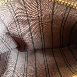 LOUIS VUITTON Petillante Taupe Empreinte Leather Clutch