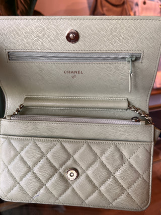 CHANEL Mint Green Quilted CC Wallet On Chain