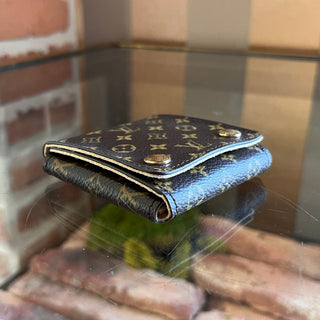LOUIS VUITTON Small LV Monogram Folding Jewelry Case SM0074