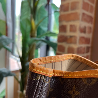 LOUIS VUITTON Neverfull GM Brown Monogram Canvas Tote