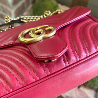 GUCCI GG Marmont Red Matelassé Calfskin Leather Shoulder Bag
