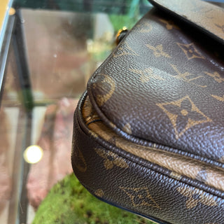 LOUIS VUITTON Pochette Metis Monogram Reverse Shoulder Bag