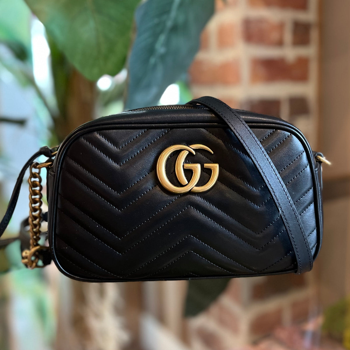 Gucci - GG Marmont Leather Cross-body Bag - Womens - Black