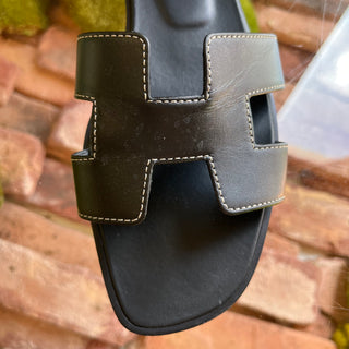 HERMES Black Calfskin Leather Sandals SZ 38.5 (8.5 US)