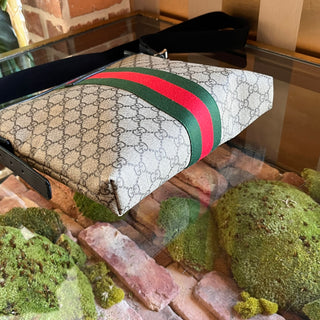 GUCCI Black GG Coated Canvas Medium Messenger Bag