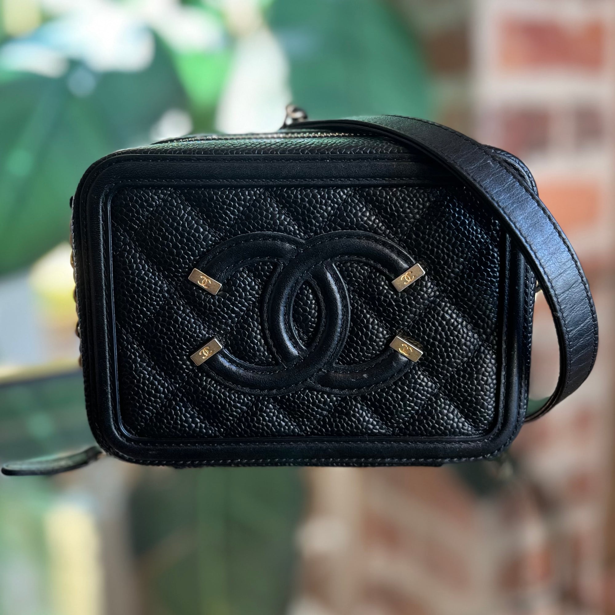 CHANEL Black Caviar Quilted CC Filigree Vanity Clutch With Chain