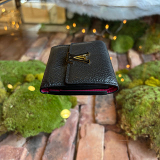 LOUIS VUITTON Capucines XS Wallet Black/ Pink Taurillion