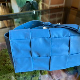 BOTTEGA VENETA Cassette Blue Paper Calfskin Intrecciato Leather Belt Bag