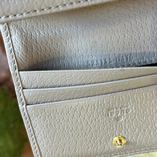GUCCI Ophidia Beige GG Supreme Monogram Textured Dollar Calfskin Web Card Case