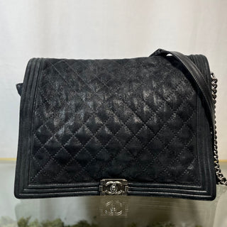 CHANEL Gentle Boy Flap XL Black Iridescent Calfskin Quilted Shoulder Bag TS3777