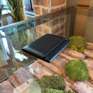 LOUIS VUITTON Black Epi Leather Card Wallet