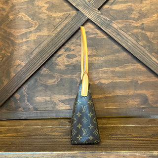 LOUIS VUITTON Looping MM Monogram Canvas Vintage Shoulder Bag