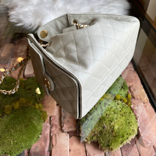 CHANEL Chanel 25 Small Caviar Quilted Hobo Bag