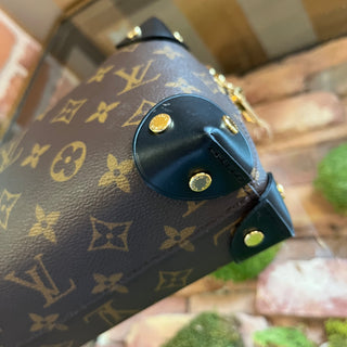 LOUIS VUITTON Malle Petite Noir Shoulder Bag