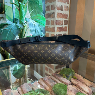 LOUIS VUITTON Macassar Christopher Monogram Bumbag