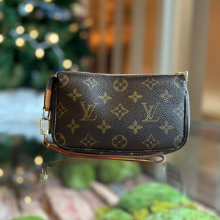LOUIS VUITTON Mini Pochette Accessories Monogram Canvas Wristlet