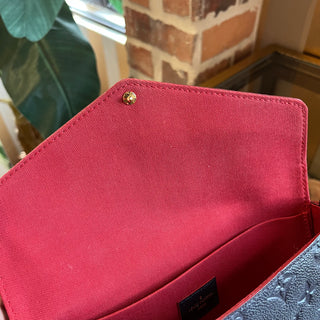 LOUIS VUITTON Pochette Felicie Marine Rouge Empreinte Leather Crossbody