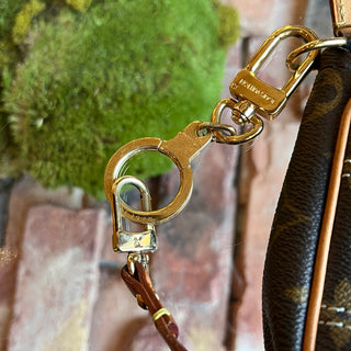 LOUIS VUITTON Riveting Pochette Monogram Canvas Limited Edition Shoulder Bag