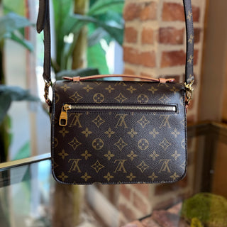 LOUIS VUITTON Pochette Metis Brown Monogram Canvas Shoulder Bag