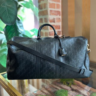 GUCCI Large Black Guccissima Embossed Leather Duffle