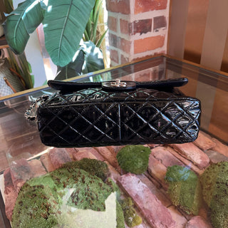 CHANEL Single Flap Black Patent Leather Shoulder Bag