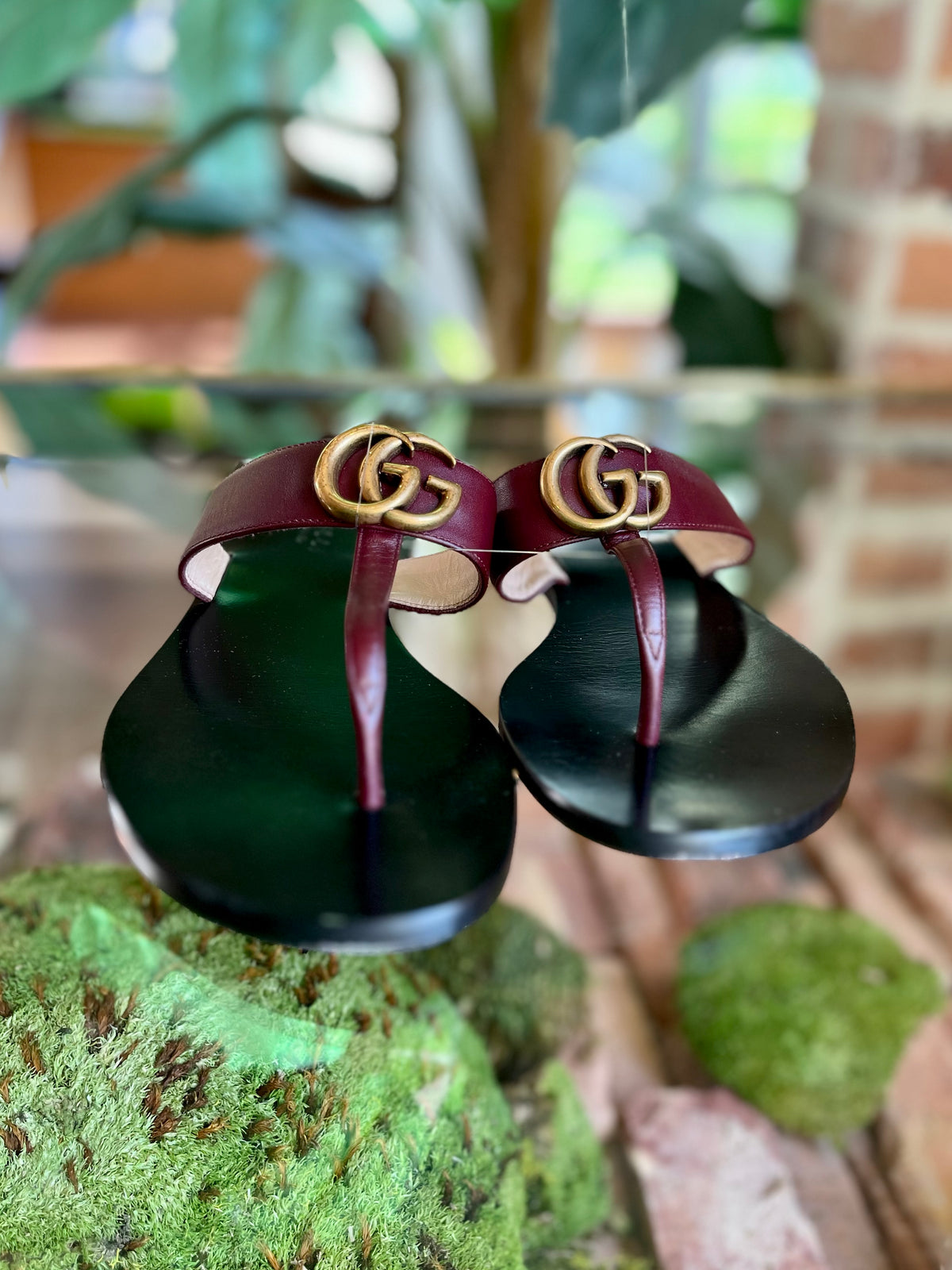 GUCCI Maroon Marmont “running” Thong Sandals SZ 37