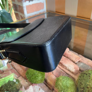 LOUIS VUITTON Buci Black Epi Leather Shoulder Bag