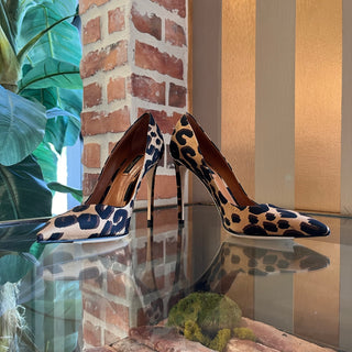 LOUIS VUITTON Leopard Print Silk Pointed Toe Pumps SZ 39 (US 9)