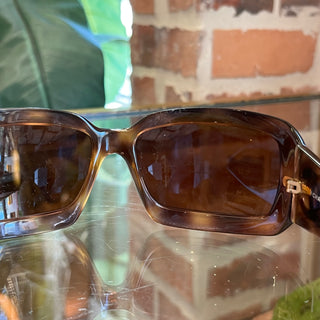 CHANEL 5076 Brown Frame CC Mother-of-Pearl Sunglasses