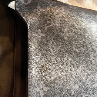 LOUIS VUITTON District MM Black Monogram Eclipse Canvas Crossbody Bag