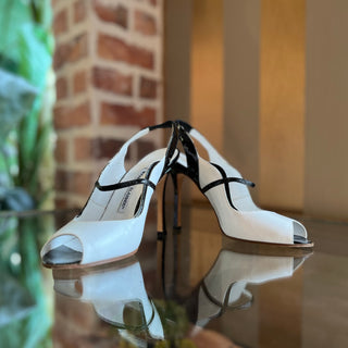 MANOLO BLAHNIK White/Black Slingback Patent Leather Heels SZ 35 (US 5)