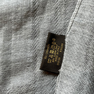 LOUIS VUITTON Gray Chale Voyage Cashmere Shawl