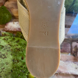 CHRISTIAN DIOR Beige Canvas Espadrilles Slides SZ 39 (US 9)