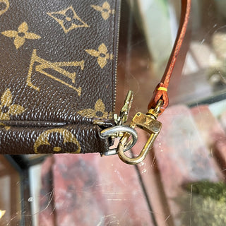 LOUIS VUITTON Pochette Accessories Vintage Brown Monogram Canvas Shoulder Bag