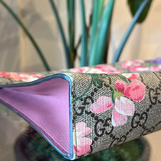 GUCCI GG Blooms Supreme Clutch