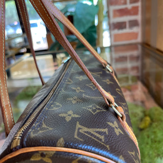 LOUIS VUITTON Papillon 26 Brown Vintage Monogram Canvas Satchel