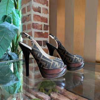 FENDI Zucca Canvas Slingback Heels SZ 35 (US 5)
