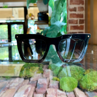 LOUIS VUITTON Z1217W 93L La Grande Bellezza Black Acetate Oversized Square Sunglasses