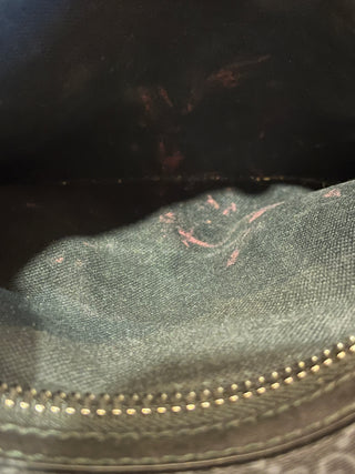 GUCCI Black GG Supreme Monogram Canvas Crossbody Bag